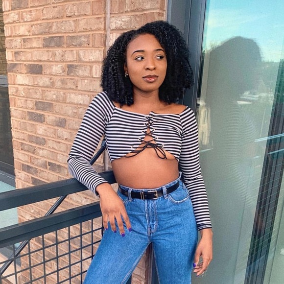 PRETTYLITTLETHING TOP - Picture 3 of 3